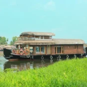 best houseboat in alappuzha
