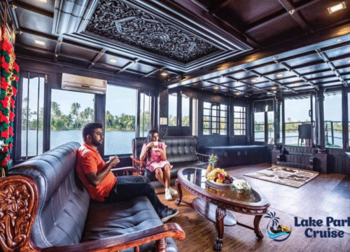 Best Time to Visit Alleppey for Houseboat Stay: Month-by-Month Weather & Crowd Guide