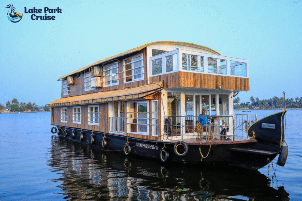 Best Things to Do on A Kerala Backwater Cruise in Alleppey