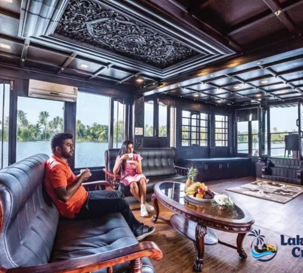 Best Time to Visit Alleppey for Houseboat Stay: Month-by-Month Weather & Crowd Guide