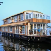 Best Things to Do on A Kerala Backwater Cruise in Alleppey