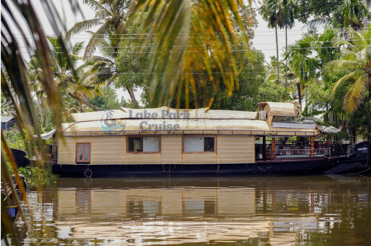 The Charm of a Traditional Kerala Houseboat: A Journey Through Time